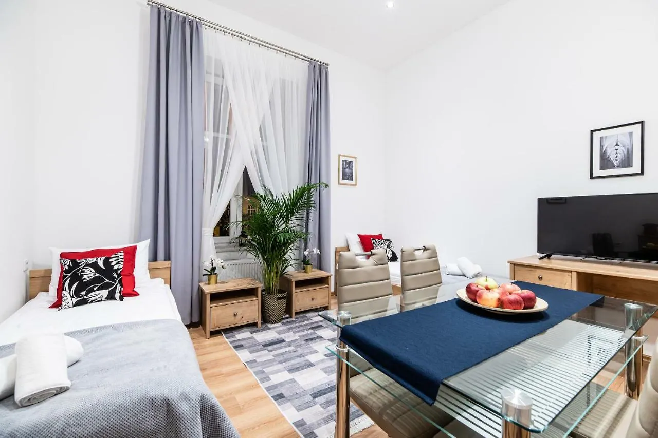 Dietla 32 Residence: Central Krakow Oasis Aparthotel